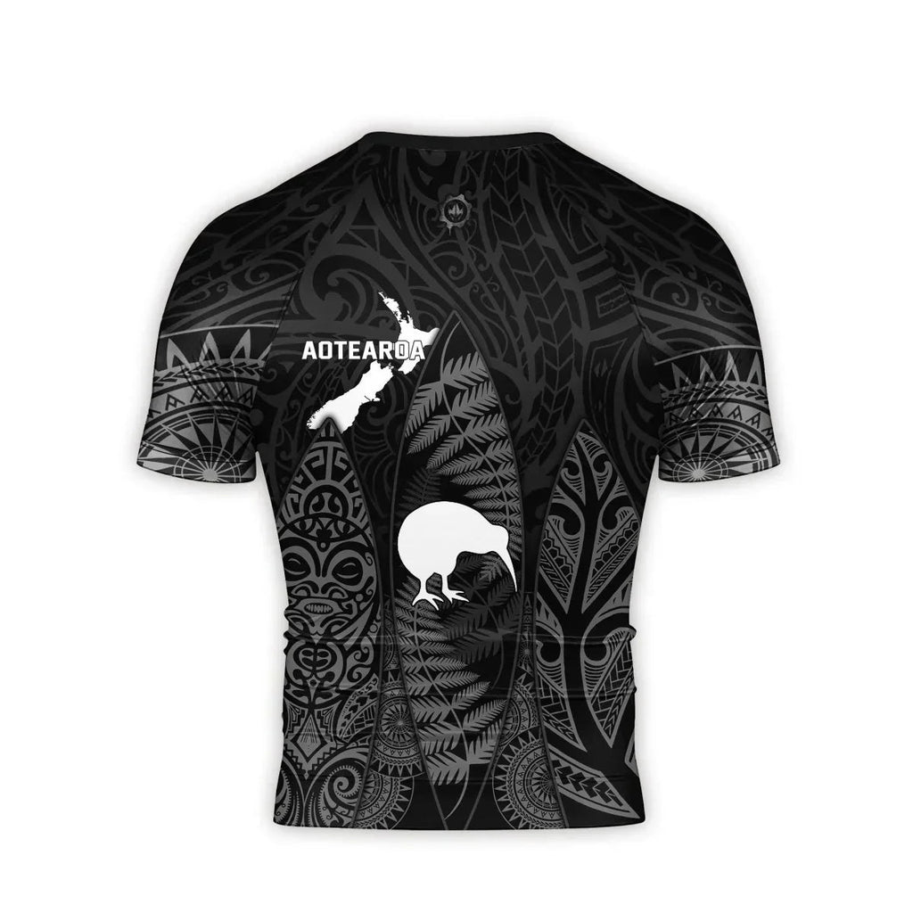 Aotearoa Kiwi Bird Grey Men's Short Sleeve Rash Guard