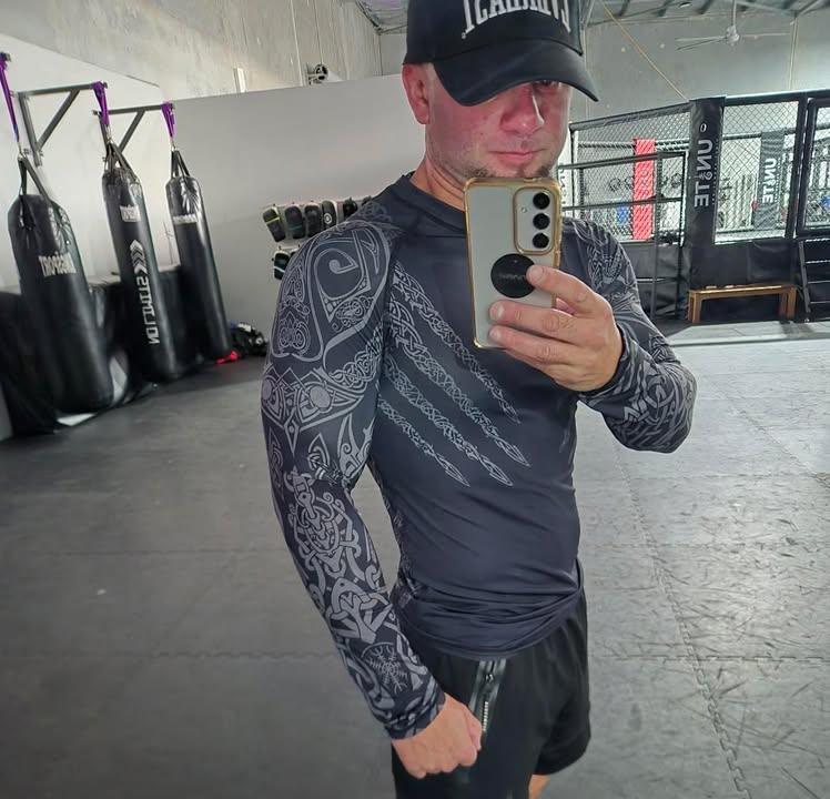 Viking Berserker Men's Long Sleeve Rash Guard